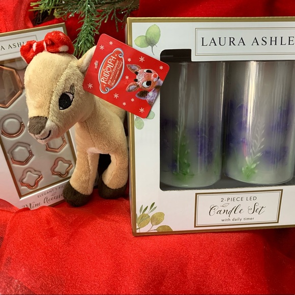 Laura Ashley Other Laura Ashley Wine Accessory Set Led Candle Set